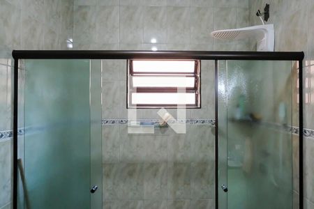 Casa à venda com 180m², 3 quartos e 3 vagasBanheiro