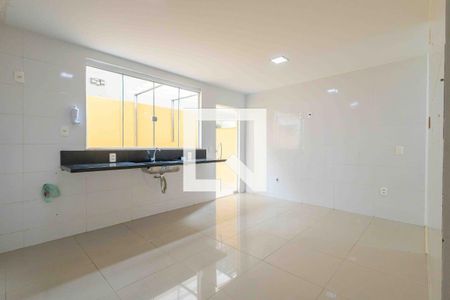 Casa de condomínio para alugar com 160m², 2 quartos e 2 vagas Casa de condomínio para alugar com 160m², 2 quartos e 2 vagasCozinha