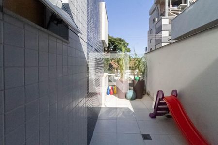 Apartamento à venda com 116m², 3 quartos e 2 vagasVaranda da sala