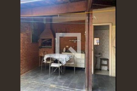 Casa à venda com 250m², 3 quartos e 2 vagas
