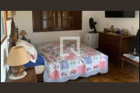 Casa à venda com 250m², 3 quartos e 2 vagas