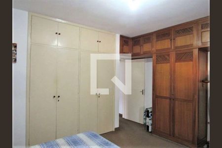 Casa à venda com 240m², 3 quartos e 3 vagas