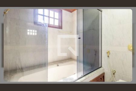 Casa à venda com 260m², 4 quartos e 2 vagas