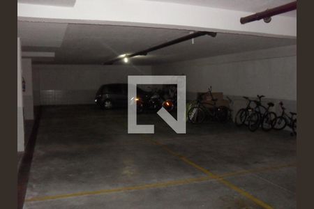 Apartamento à venda com 220m², 4 quartos e 4 vagas