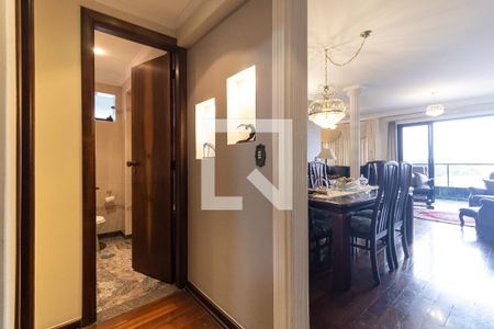 Apartamento à venda com 123m², 3 quartos e 3 vagasCorredor