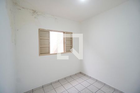 Casa à venda com 110m², 2 quartos e 1 vagaQuarto Edícula
