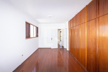 Apartamento à venda com 230m², 3 quartos e 4 vagas