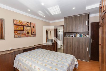Casa à venda com 171m², 5 quartos e 2 vagas