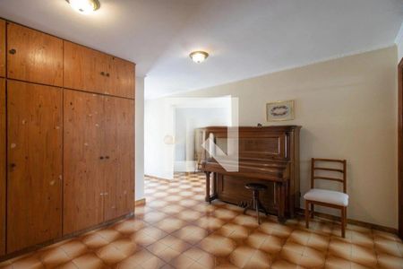 Casa à venda com 443m², 5 quartos e 4 vagas