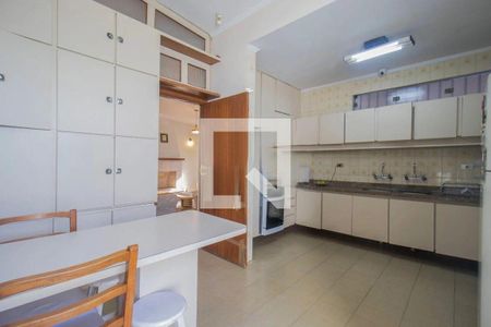 Casa à venda com 443m², 5 quartos e 4 vagas