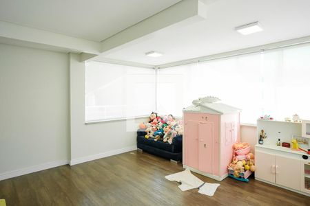 Casa à venda com 380m², 5 quartos e 6 vagasQuarto