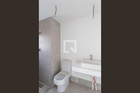 Apartamento à venda com 153m², 3 quartos e 2 vagas Apartamento à venda com 153m², 3 quartos e 2 vagasBanheiro da Suíte 1