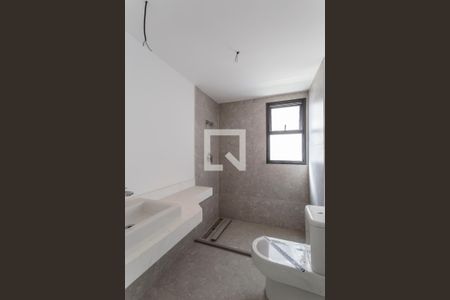 Apartamento à venda com 153m², 3 quartos e 2 vagas Apartamento à venda com 153m², 3 quartos e 2 vagasBanheiro da Suíte 2