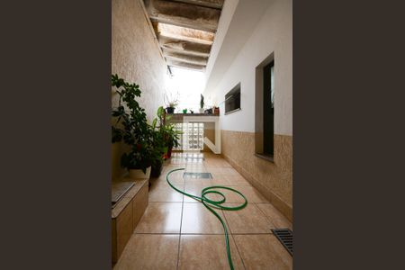 Casa à venda com 192m², 3 quartos e 2 vagas Casa à venda com 192m², 3 quartos e 2 vagasVaranda do quarto 2