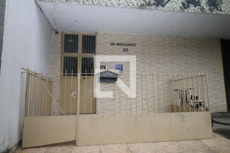 Apartamento para alugar com 65m², 2 quartos e sem vagaFachada e portaria