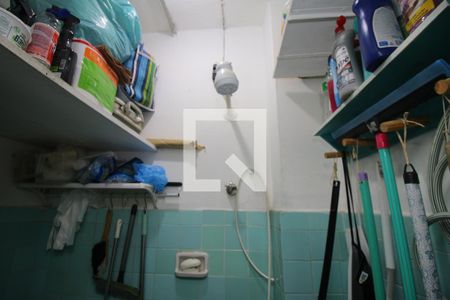 Apartamento para alugar com 65m², 2 quartos e sem vagaBanheiro de serviço