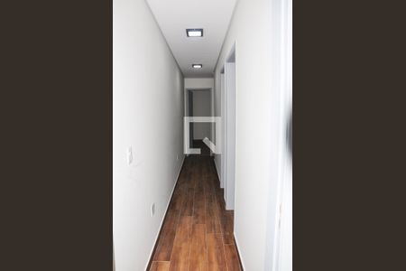 Casa à venda com 125m², 3 quartos e 2 vagas Casa à venda com 125m², 3 quartos e 2 vagasCorredor