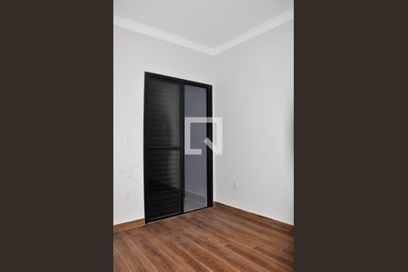 Casa à venda com 125m², 3 quartos e 2 vagas Casa à venda com 125m², 3 quartos e 2 vagasQuarto 02