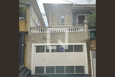 Casa à venda com 150m², 3 quartos e 2 vagasFachada