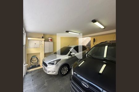 Casa à venda com 150m², 3 quartos e 2 vagasGaragem