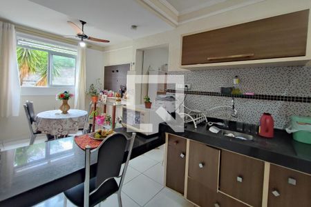 Apartamento à venda com 52m², 2 quartos e 1 vaga Apartamento à venda com 52m², 2 quartos e 1 vagaCozinha