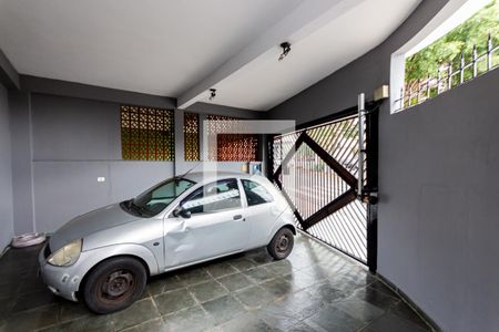 Casa à venda com 198m², 3 quartos e 2 vagas Casa à venda com 198m², 3 quartos e 2 vagasGaragem