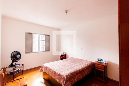 Casa à venda com 198m², 3 quartos e 2 vagas Casa à venda com 198m², 3 quartos e 2 vagasQuarto 3