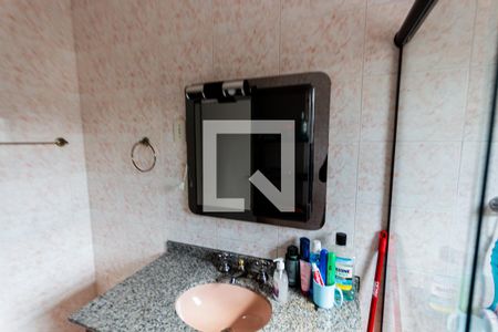 Casa à venda com 198m², 3 quartos e 2 vagas Casa à venda com 198m², 3 quartos e 2 vagasBanheiro