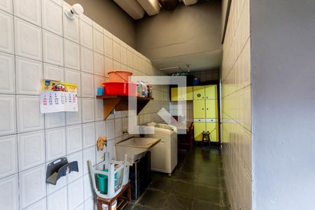 Casa à venda com 198m², 3 quartos e 2 vagas Casa à venda com 198m², 3 quartos e 2 vagasÁrea de Serviço