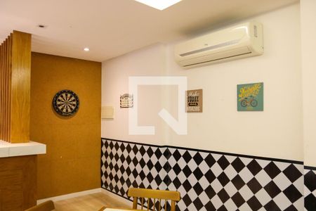 Apartamento à venda com 74m², 3 quartos e 2 vagas Apartamento à venda com 74m², 3 quartos e 2 vagasSalão de Jogos