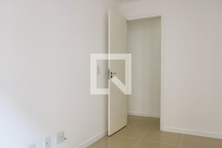 Apartamento à venda com 74m², 3 quartos e 2 vagas Apartamento à venda com 74m², 3 quartos e 2 vagasQuarto 3