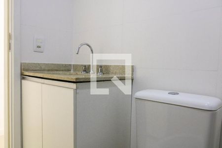 Apartamento à venda com 74m², 3 quartos e 2 vagas Apartamento à venda com 74m², 3 quartos e 2 vagasBanheiro da Suite