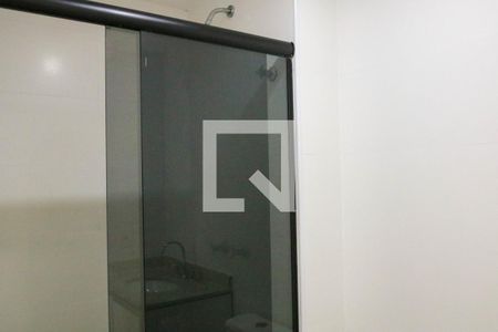 Apartamento à venda com 74m², 3 quartos e 2 vagas Apartamento à venda com 74m², 3 quartos e 2 vagasBanheiro