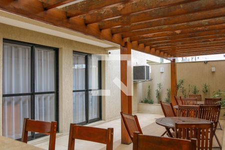 Apartamento à venda com 74m², 3 quartos e 2 vagas Apartamento à venda com 74m², 3 quartos e 2 vagasÁrea comum - Churrasqueira