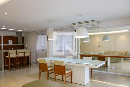 Apartamento à venda com 74m², 3 quartos e 2 vagas Apartamento à venda com 74m², 3 quartos e 2 vagasEspaço Gourmet