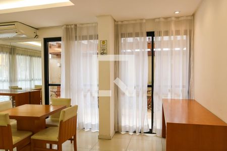 Apartamento à venda com 74m², 3 quartos e 2 vagas Apartamento à venda com 74m², 3 quartos e 2 vagasÁrea comum - Salão de festas