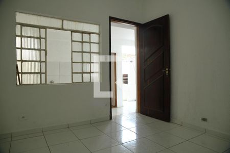 Casa à venda com 120m², 3 quartos e 3 vagasQuarto (casa2)