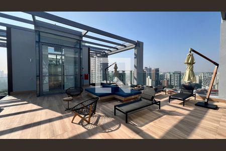 Studio à venda com 31m², 1 quarto e 1 vaga Studio à venda com 31m², 1 quarto e 1 vagaSolarium