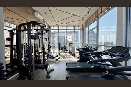 Studio à venda com 31m², 1 quarto e 1 vaga Studio à venda com 31m², 1 quarto e 1 vagaAcademia
