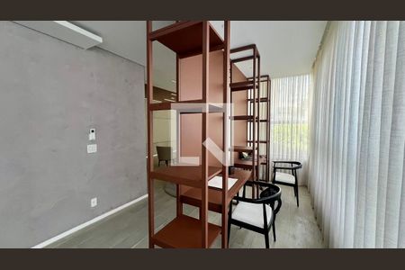 Studio à venda com 31m², 1 quarto e 1 vaga Studio à venda com 31m², 1 quarto e 1 vagaCoworking