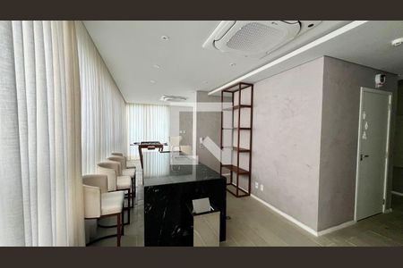 Studio à venda com 31m², 1 quarto e 1 vaga Studio à venda com 31m², 1 quarto e 1 vagaCoworking