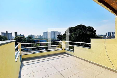 Casa à venda com 237m², 5 quartos e 4 vagas Casa à venda com 237m², 5 quartos e 4 vagasVaranda da Suíte 3