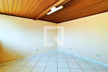 Casa à venda com 237m², 5 quartos e 4 vagas Casa à venda com 237m², 5 quartos e 4 vagasQuarto 2