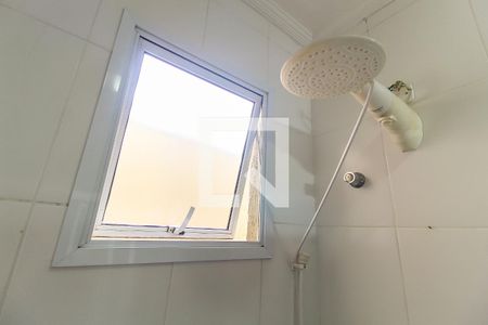 Casa de condomínio à venda com 110m², 3 quartos e 1 vaga Casa de condomínio à venda com 110m², 3 quartos e 1 vagaBanheiro 2