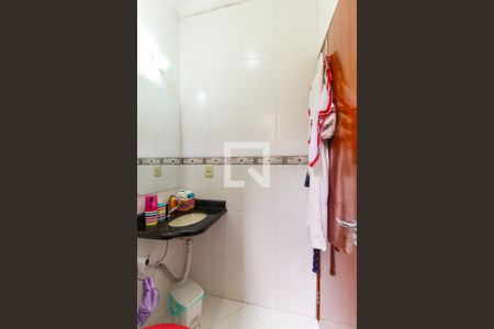 Casa de condomínio à venda com 110m², 3 quartos e 1 vaga Casa de condomínio à venda com 110m², 3 quartos e 1 vagaBanheiro 2