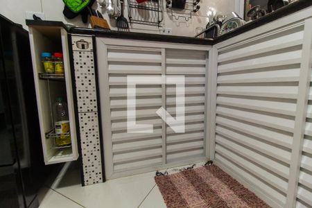 Casa de condomínio à venda com 110m², 3 quartos e 1 vaga Casa de condomínio à venda com 110m², 3 quartos e 1 vagaCozinha