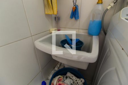 Casa de condomínio à venda com 110m², 3 quartos e 1 vaga Casa de condomínio à venda com 110m², 3 quartos e 1 vagaÁrea de Serviço