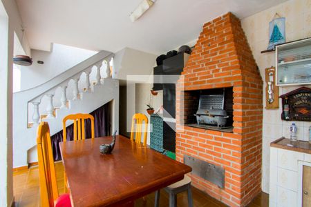 Casa à venda com 180m², 3 quartos e 2 vagasEspaço gourmet