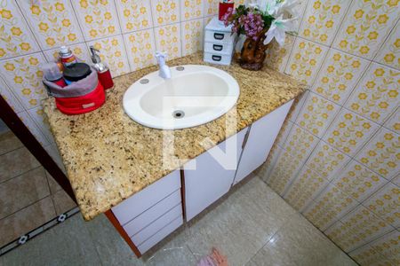 Casa à venda com 180m², 3 quartos e 2 vagasBanheiro