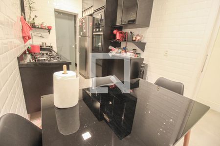 Apartamento à venda com 70m², 2 quartos e 1 vaga Apartamento à venda com 70m², 2 quartos e 1 vagaCozinha